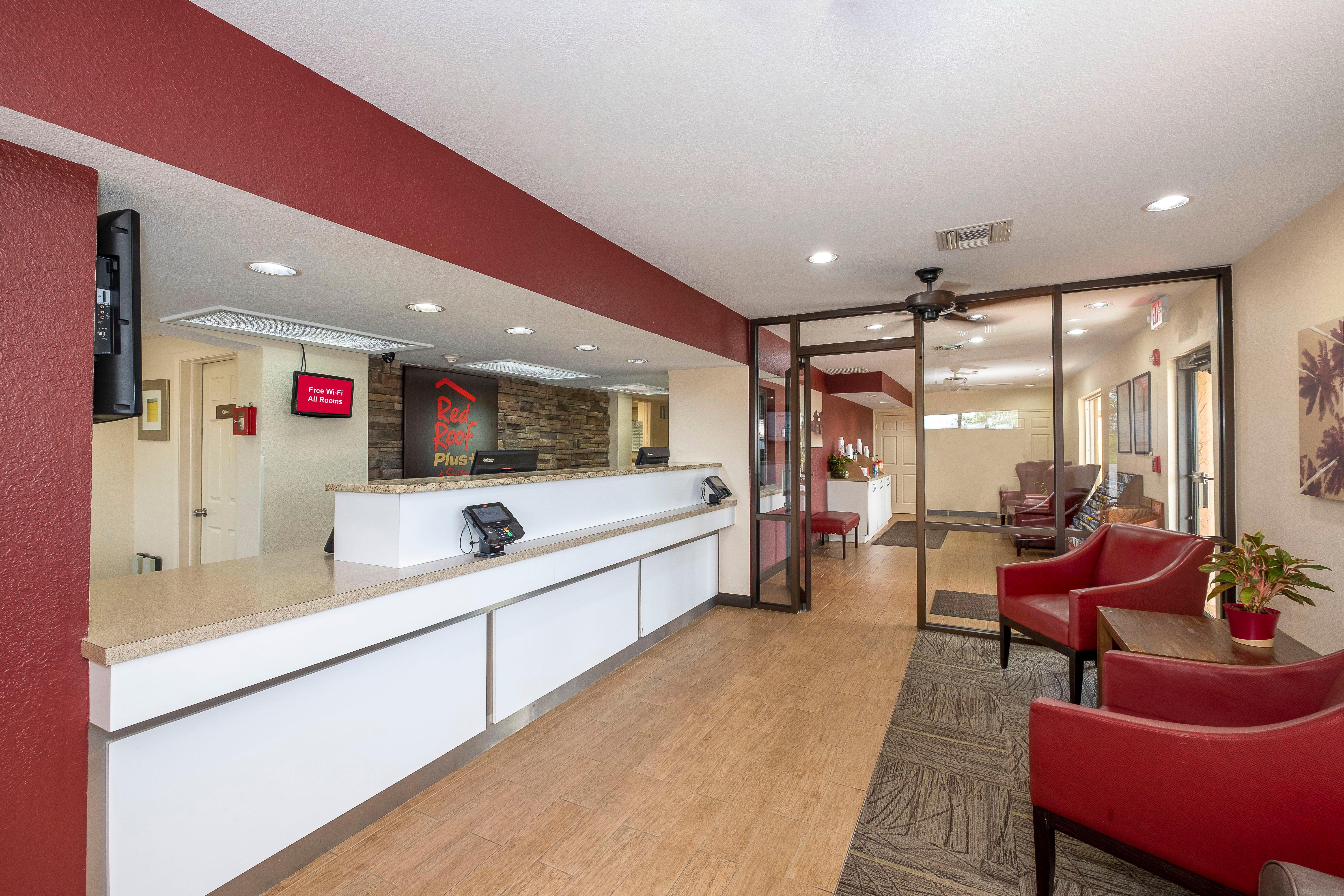 Red Roof Inn Plus+ & Suites Naples Downtown-5Th Ave S Exteriér fotografie