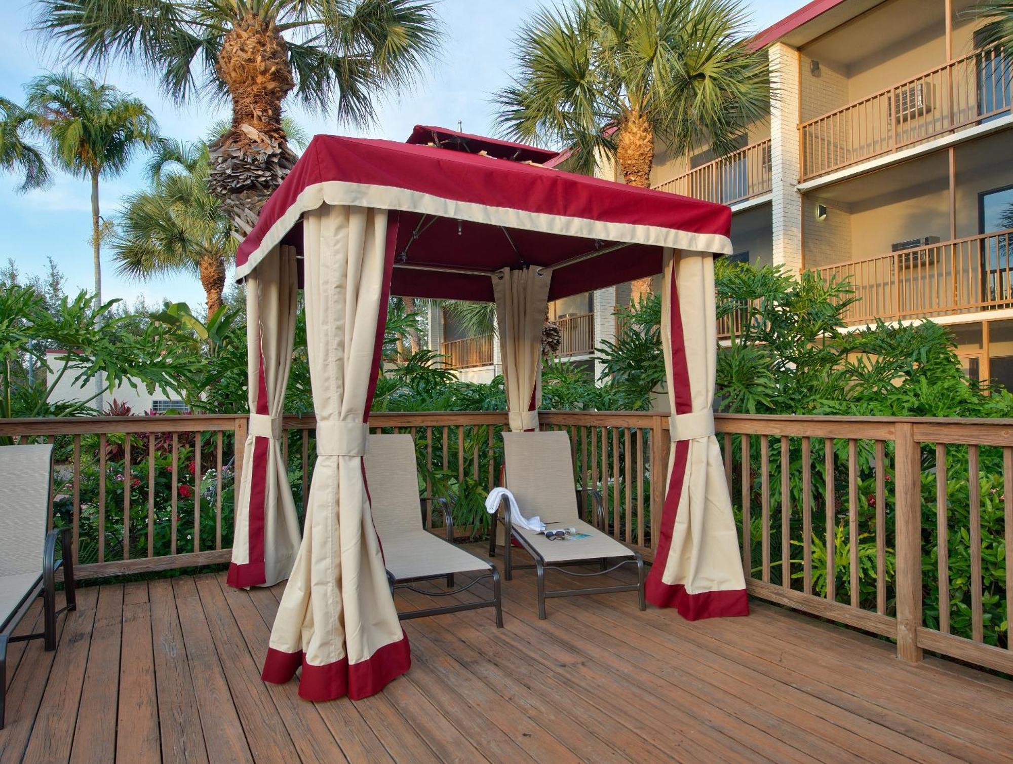 Red Roof Inn Plus+ & Suites Naples Downtown-5Th Ave S Exteriér fotografie